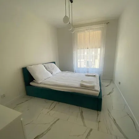 Imperial - Luxury Living 公寓 *