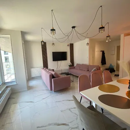 Imperial - Luxury Living アパート *