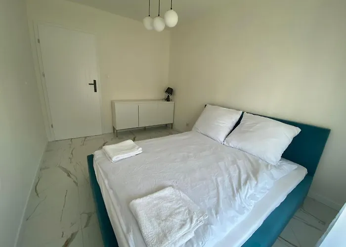 Imperial - Luxury Living *